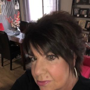 Meet your Posher, Cathy